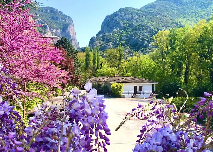 Acqualagna Hotels
