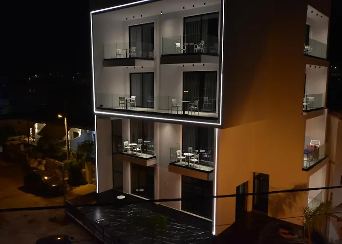 Agimi Hotel