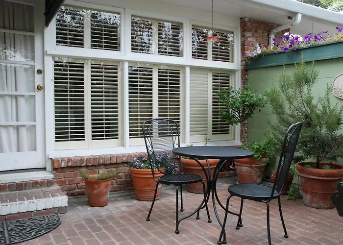 Carmel Garden Inn