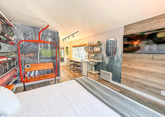 Squamish Hotels