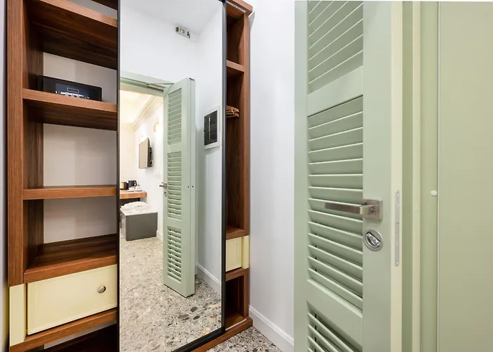 Hotels in Victoria