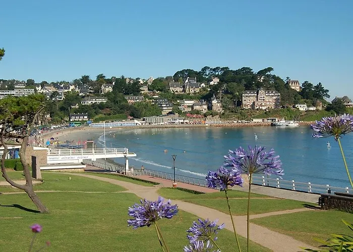 Chambre spacieuse, moderne et très confortable à Perros-Guirec