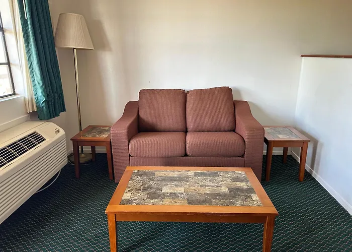Windcrest Inn And Suites Fredericksburg
