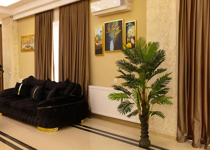 Hotel Grand Palace