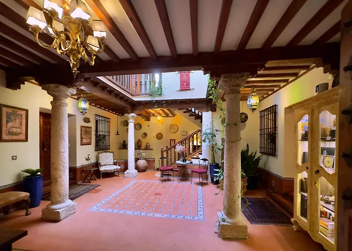 LUX San Miguel