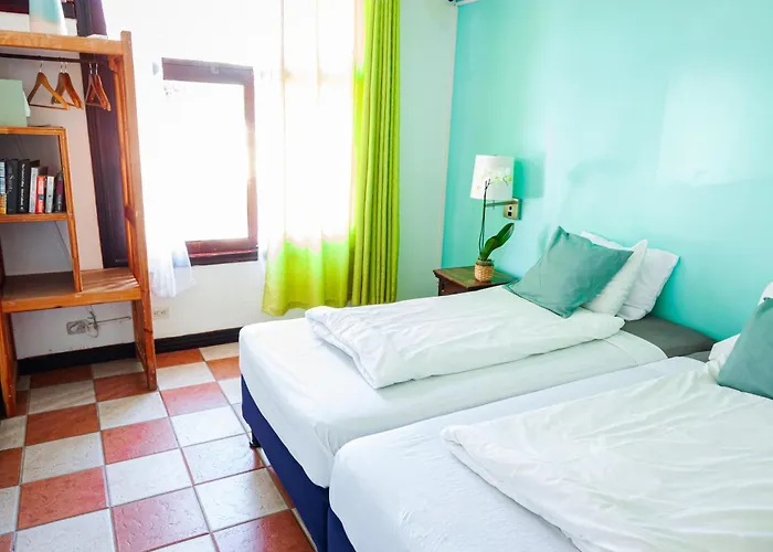 Santa Ana (San Jose) Hotels