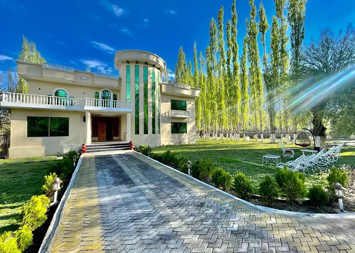 Hotels in Skardu