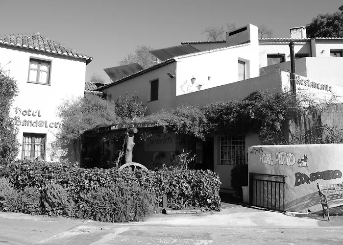 Hoteles en Júzcar