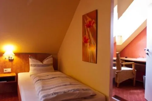 Perl Hotels