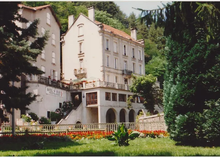 Hôtel Saint Jean Vals-les-Bains