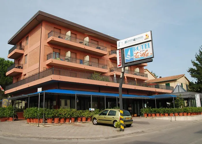 Hotel La Vela Passignano sul Trasimeno