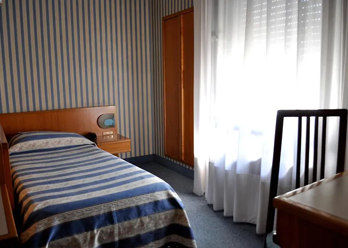 Hotel Garda Milão