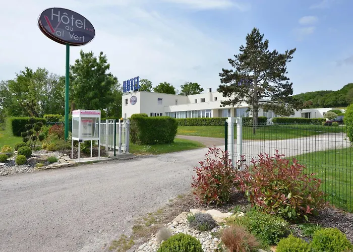 Pouilly-en-Auxois Hotels