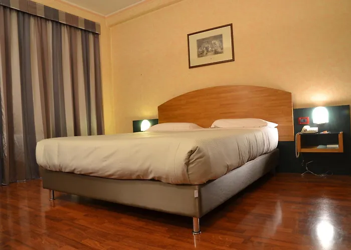 Sun Hotel