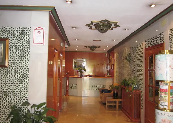 Hotel Elena Maria