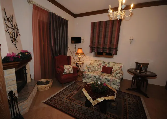 Karpenisi Hotels