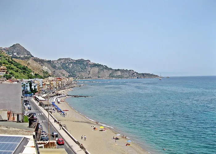 Hotels in Giardini-Naxos