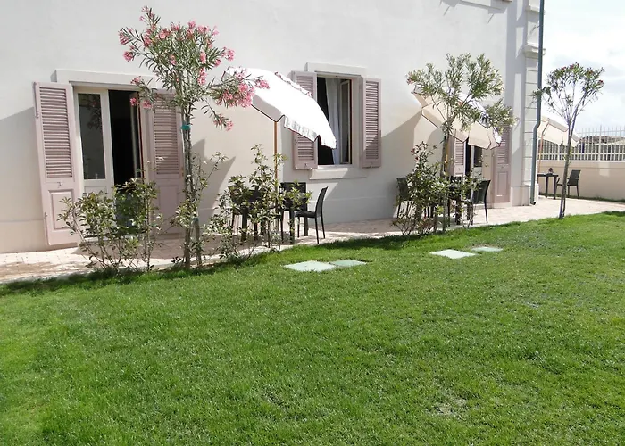 Hotel Villino Ermione Marina Di Pisa