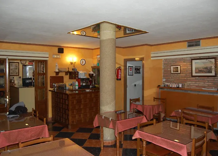 Hostal Don Jaime I y II Segovia