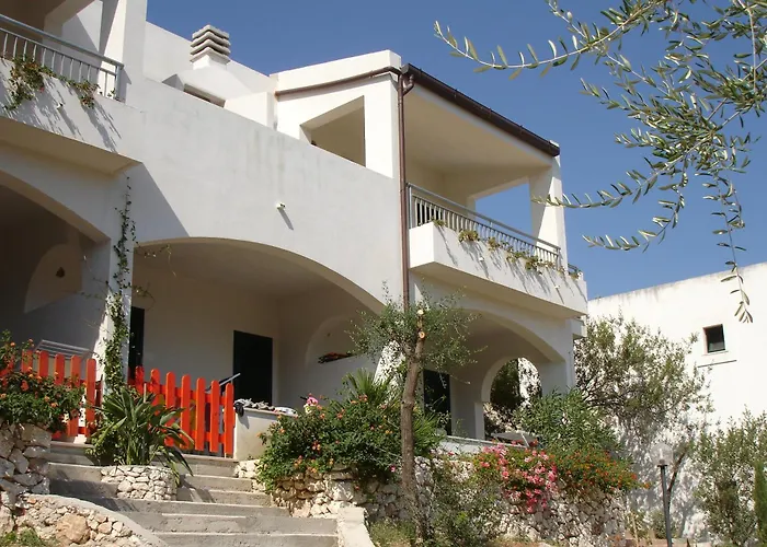 Baia Degli Aranci Suite & Apartments Vieste