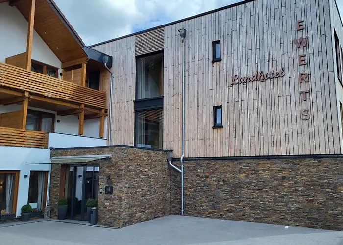 Hotels in Insul