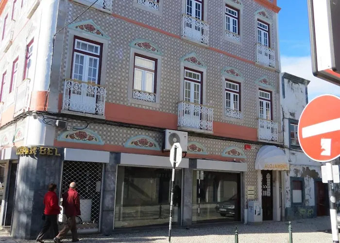Alojamento Cesarini Montijo