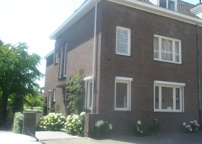 Alberti Bed & Bike Maastricht