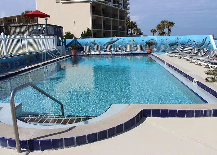 Shoreline Suites & Cabana Cottages - Beachfront Daytona Beach