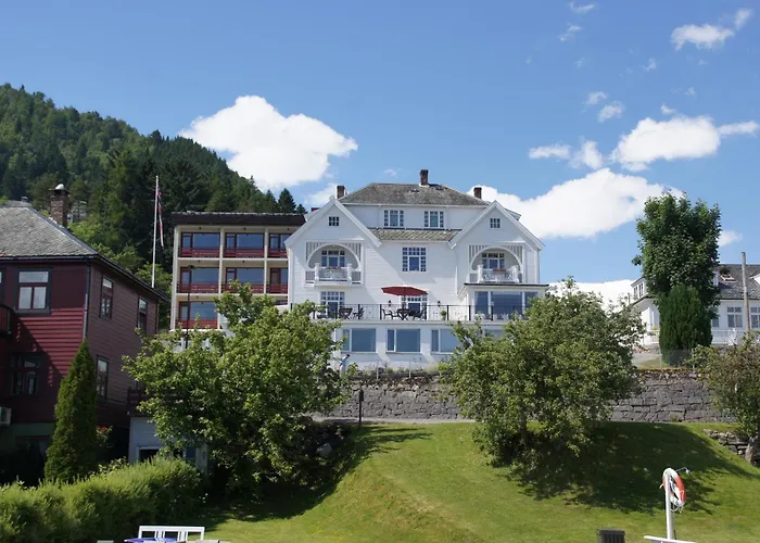 Hotels in Balestrand