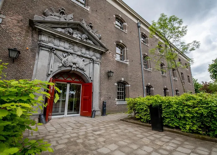 Onderwijshotel De Rooi Pannen Bréda