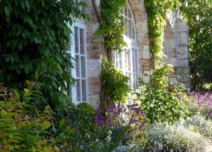 Logis Hôtel La Tonnellerie Beaugency