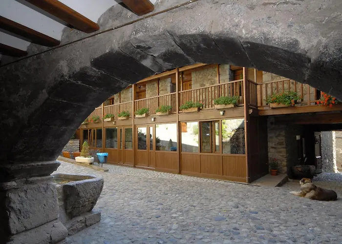 Hotel Casa Cornel Cerler