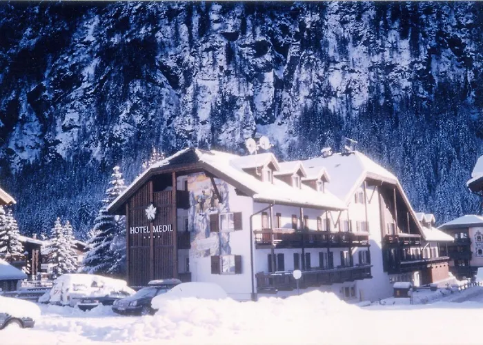 Hotel Medil Campitello di Fassa