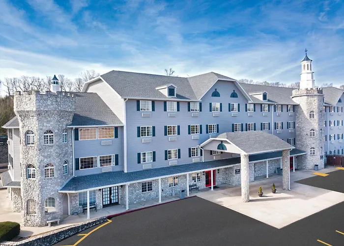 The Stone Castle Hotel & Conference Center Branson