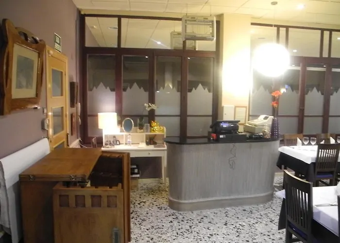 Hostal Fonda Montserrat Cambrils