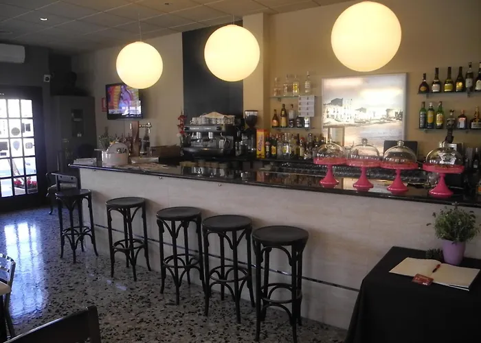 Hostal Fonda Montserrat Cambrils