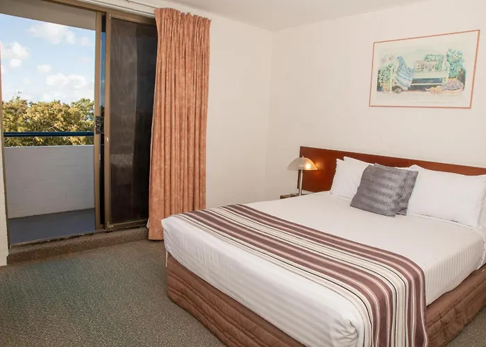 Mandurah Hotels