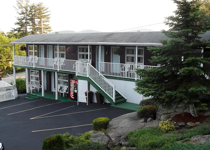 Pinebrook Motel