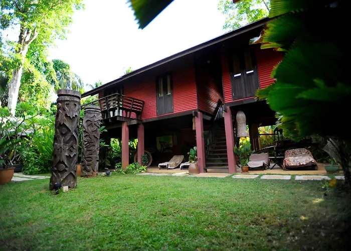 Santubong Hotels