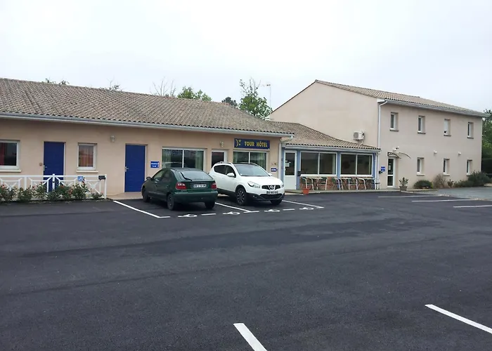 Hôtels à Lesparre-Médoc