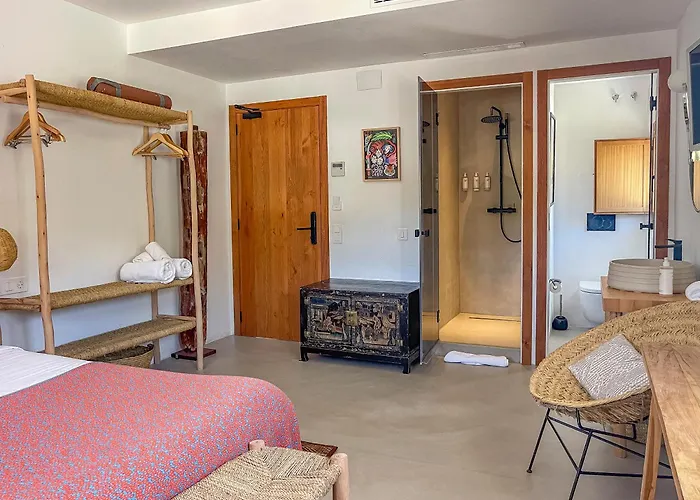 Sant Josep de sa Talaia Hotels