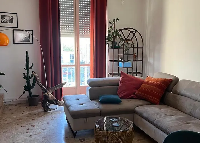 Hotel Incantevole e Spaziosa camera in centro Alessandria