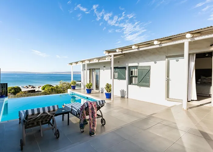 Hotels in Paternoster