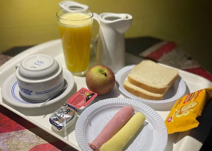 Lux Motel Holambra