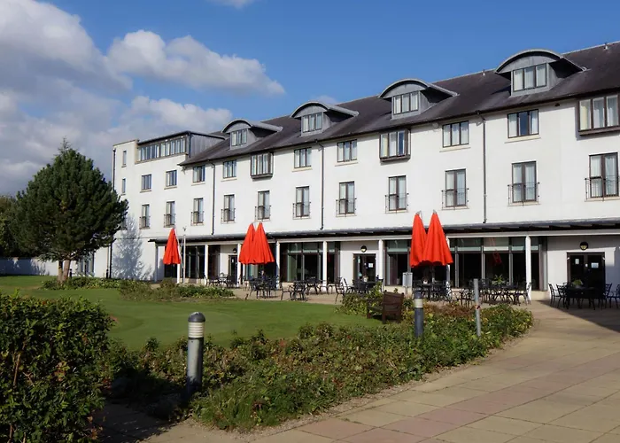 Portrush Hotels With Pool