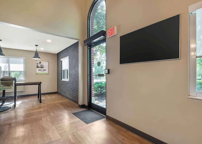 Extended Stay America Select Suites - Charlotte - University Place - E Mccullough Dr
