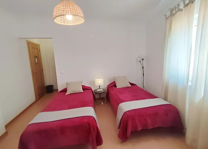Pksc Surf House Hotel Peniche