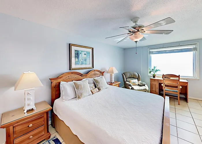 The Castaways Apartment Gulf Shores