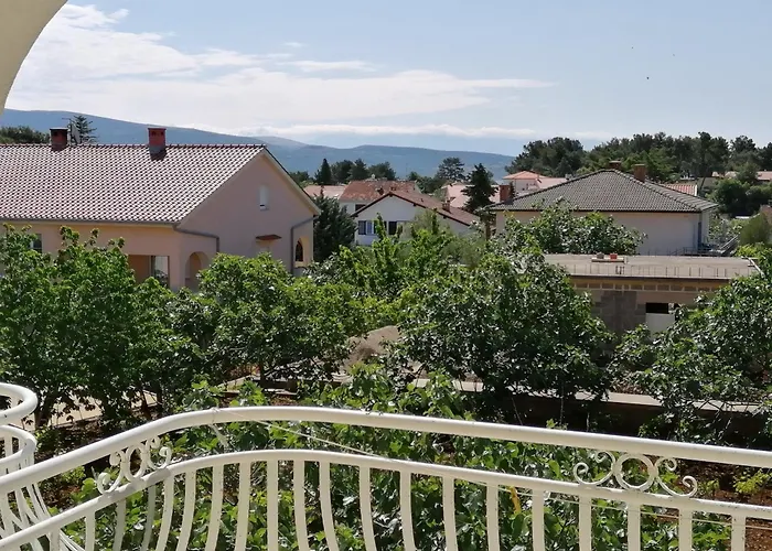 Marko Rooms Krk Town