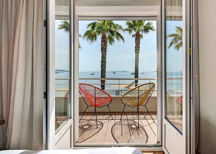 Hotel Le Bor à Hyères